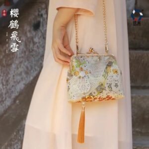 Retro cheongsam tassel bag