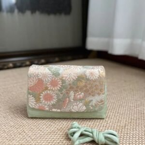 Suzhou embroidered clutch bag